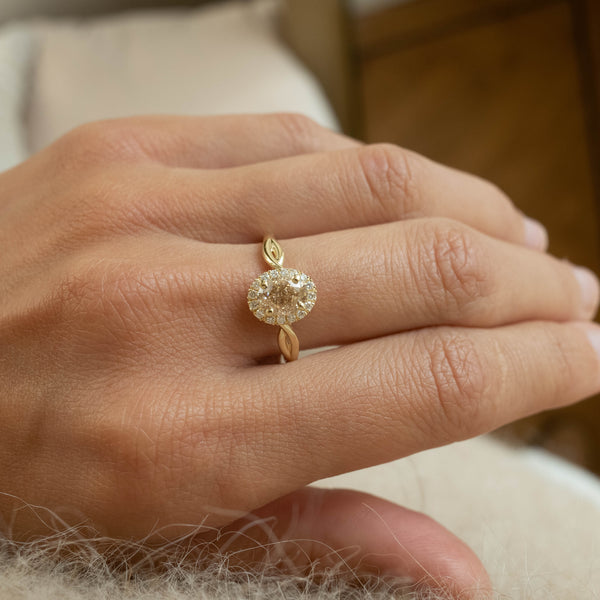 Hoe lang duurt het om een verlovingsring op maat te maken?