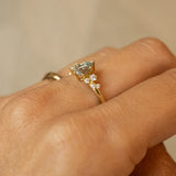 Aria ring 18 carat diamonds cluster ring