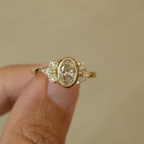 Breana romantic natural diamond bezel 14k gold ring