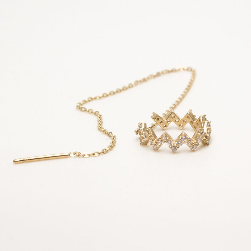 Melanie Pigeaud fierce ear cuff with zirconia's and chain in 9k gold